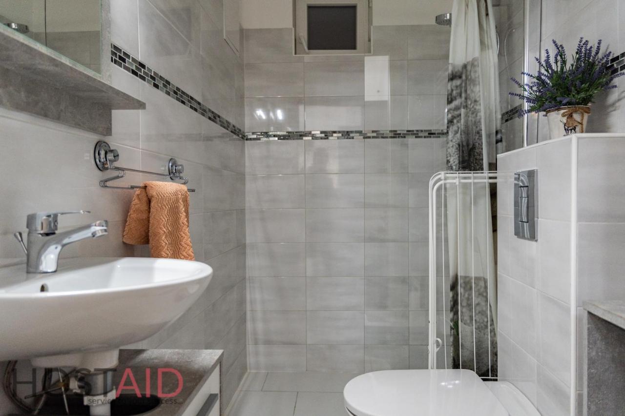 B17 Apartment - Hostaid Budapešť Exteriér fotografie