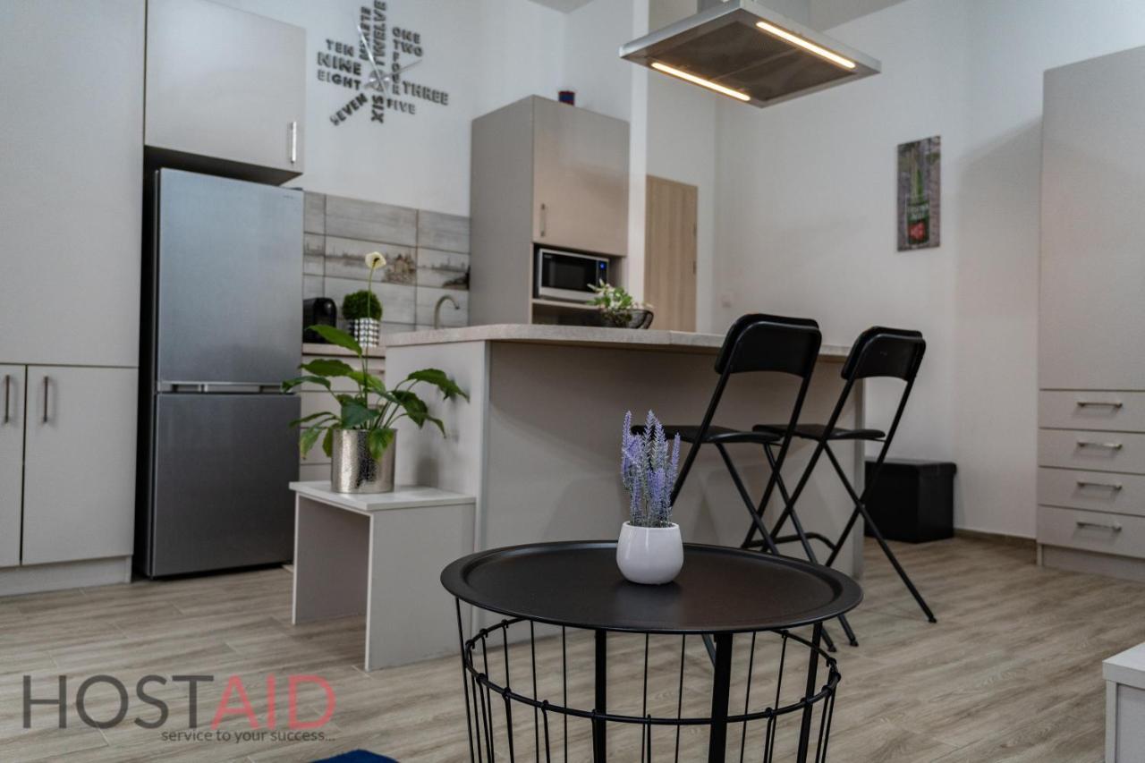 B17 Apartment - Hostaid Budapešť Exteriér fotografie